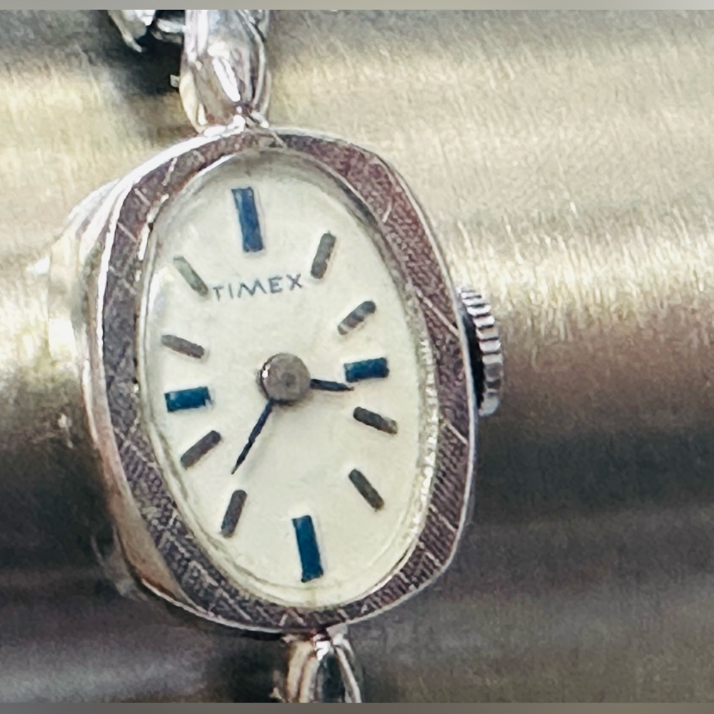 Timex antique women’s wristwatch stainless steel vintage